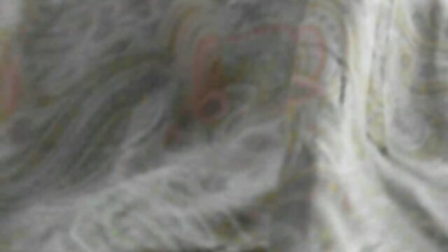 పెటైట్ నల్లటి జుట్టు గల స్త్రీ టోరీ బ్లాక్ పెద్ద బ్లాక్ డిక్‌ని నడుపుతూ, బిఎఫ్ సెక్స్ తెలుగు కమ్‌షాట్‌గా ఉంది